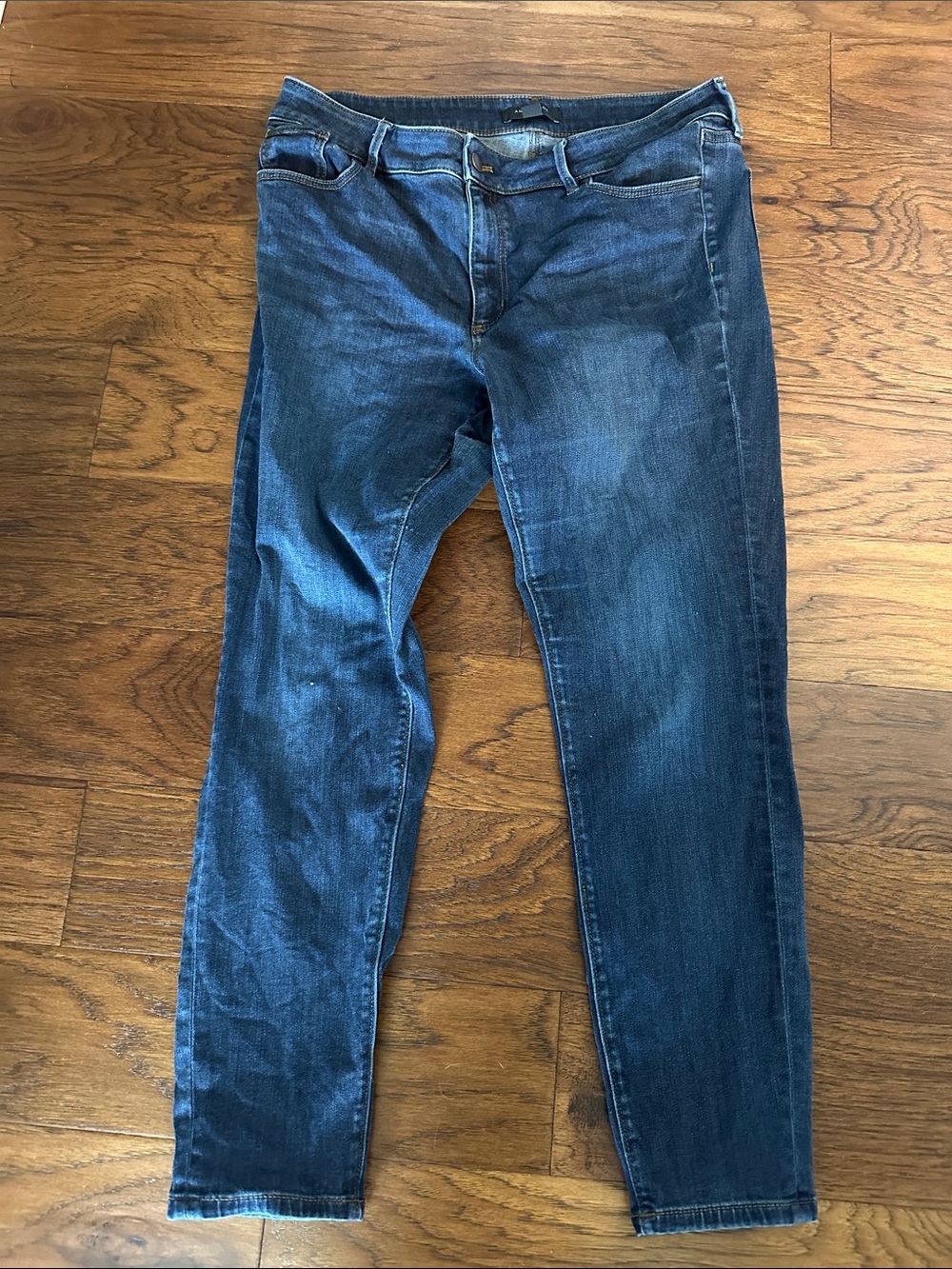 Ann Taylor skinny Jeans in Deep Indigo Blue